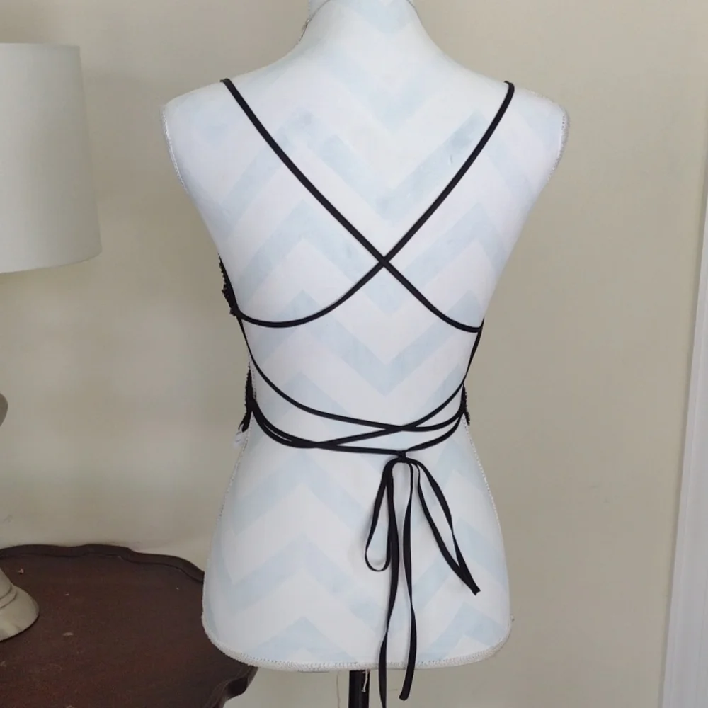 Top - Picture 3 of 4